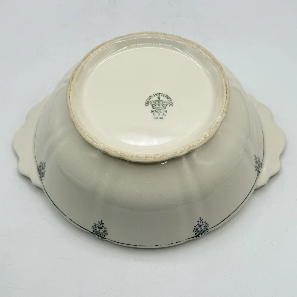VTG 1940's Crown Potteries Co Covered Dish‎ - Vegetable Bowl - Gold Trim -